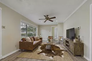 2310 Ridgewood St, Irving, TX 75062 - Photo 3