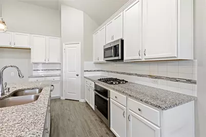 240 Darlington Trail, Fort Worth, TX 76131 - Photo 7
