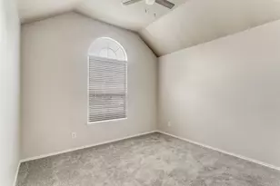 9705 Hedge Bell Dr, McKinney, TX 75072 - Photo 15