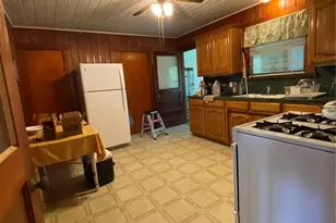 516 S McKinney St, Mexia, TX 76667 - Photo 11