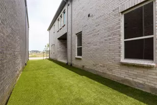 15668 Gladeside Ave, Frisco, TX 75033 - Photo 33