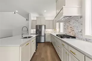 15668 Gladeside Ave, Frisco, TX 75033 - Photo 5