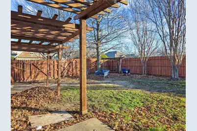 8001 Twin Oaks Drive, McKinney, TX 75070 - Photo 17