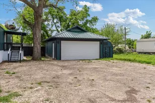 211 Kickapoo Trail, Weatherford, TX 76087 - Photo 33