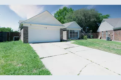 1019 Danforth Court, Arlington, TX 76017 - Photo 3
