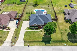 1523 Harvest Ln, Nevada, TX 75173 - Photo 1