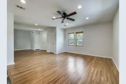 2315 Inadale Avenue, Dallas, TX 75228 - Photo 9