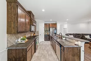 2501 Bunker Hill Dr, Burleson, TX 76028 - Photo 13