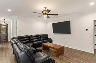 2501 Bunker Hill Dr, Burleson, TX 76028 - Photo 15