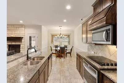 2501 Bunker Hill Drive, Burleson, TX 76028 - Photo 3