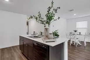 1105 Wildflower St, Ennis, TX 75119 - Photo 5