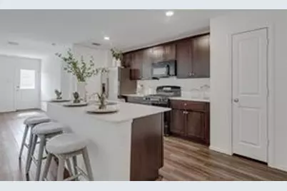 1105 Wildflower Street, Ennis, TX 75119 - Photo 3