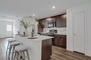 1105 Wildflower St, Ennis, TX 75119 - Photo 3