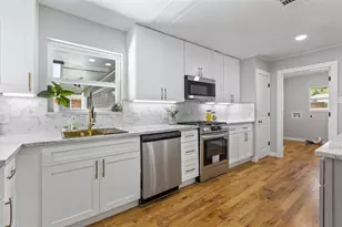 811 Tarryall Dr, Dallas, TX 75224 - Photo 11