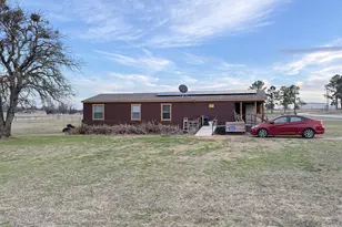 208 Farmhouse, Springtown, TX 76082 - Photo 31