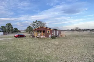 208 Farmhouse, Springtown, TX 76082 - Photo 5
