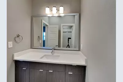 1553 Fiji Street, Dallas, TX 75203 - Photo 17