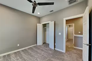 1553 Fiji St, Dallas, TX 75203 - Photo 13