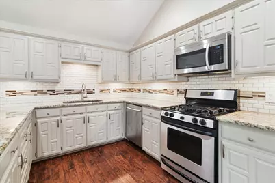 8463 Crestview Road, Sanger, TX 76266 - Photo 7