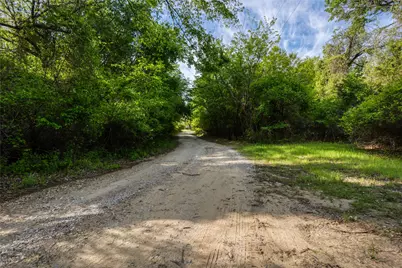 813 County Road 3680, Paradise, TX 76073 - Photo 25