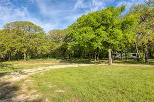 813 Co Rd 3680, Paradise, TX 76073 - Photo 23