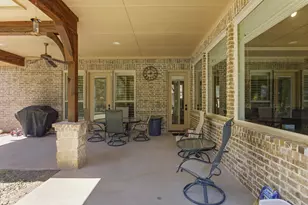 104 Lariat Ct, Azle, TX 76020 - Photo 31