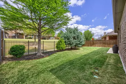2824 Piersall Drive, McKinney, TX 75072 - Photo 11