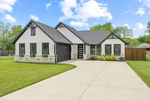 402 S Humphrey Ave, Kerens, TX 75144 - Photo 1