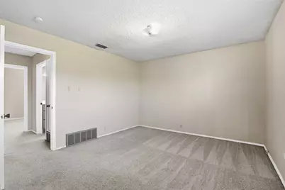 2026 Pebblecreek Drive, Cleburne, TX 76033 - Photo 11