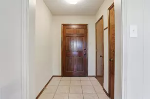 2026 Pebblecreek Dr, Cleburne, TX 76033 - Photo 13