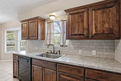 2026 Pebblecreek Drive, Cleburne, TX 76033 - Photo 21