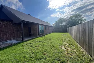 2305 Bourland St, Greenville, TX 75401 - Photo 5