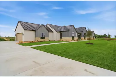 220 Cavalier Court, Strawn, TX 76475 - Photo 3