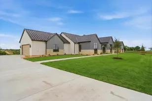 220 Cavalier Ct, Strawn, TX 76475 - Photo 3