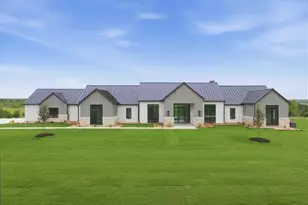 220 Cavalier Ct, Strawn, TX 76475 - Photo 1