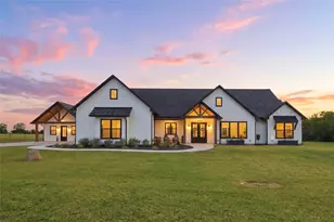 1726 Co Rd 1255, Savoy, TX 75479 - Photo 1