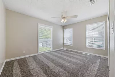 317 12th Street, Grand Prairie, TX 75051 - Photo 11