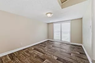 317 12th St, Grand Prairie, TX 75051 - Photo 25