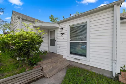 317 12th Street, Grand Prairie, TX 75051 - Photo 7