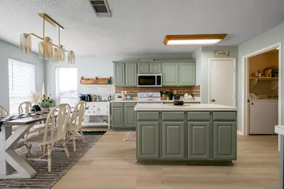 943 Morgan Drive, Burleson, TX 76028 - Photo 7