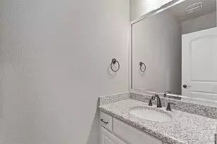 2317 Chrystal Dr, Carrollton, TX 75006 - Photo 23