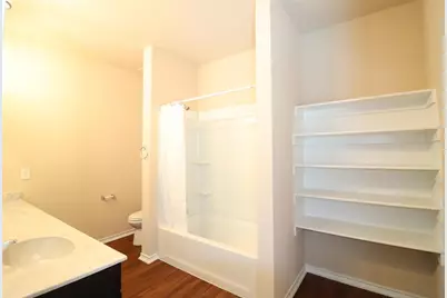 232 Michelle Drive, Grand Prairie, TX 75051 - Photo 9
