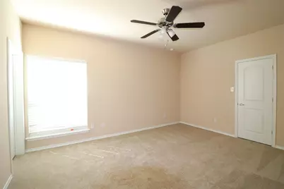 232 Michelle Drive, Grand Prairie, TX 75051 - Photo 3
