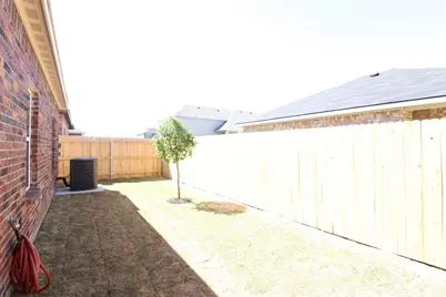 232 Michelle Drive, Grand Prairie, TX 75051 - Photo 15