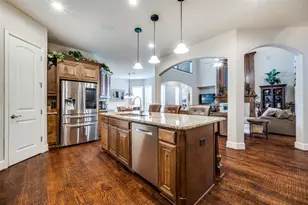 11124 Berkeley Hall Ln, Frisco, TX 75033 - Photo 7