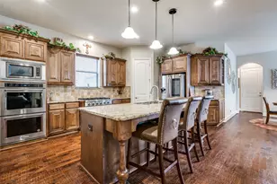 11124 Berkeley Hall Ln, Frisco, TX 75033 - Photo 7