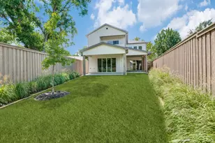 3911 Hawick Ln, Dallas, TX 75220 - Photo 19