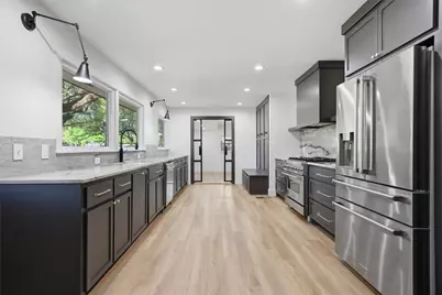 4916 Ridgeview Drive, Waco, TX 76710 - Photo 11