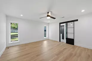 4916 Ridgeview Dr, Waco, TX 76710 - Photo 17