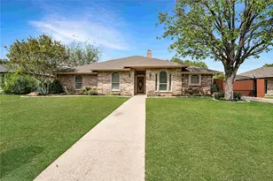 153 Creek Courts Dr, Trophy Club, TX 76262 - Photo 1